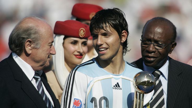 Sergio Aguero is present with the Golden Ball after 2005 U20 tournament
