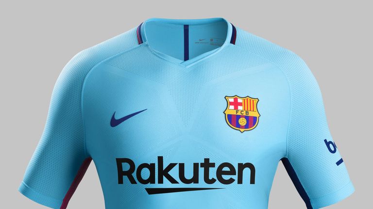 FC Barcelona 2017-18 Away shirt (credit: Nike)
