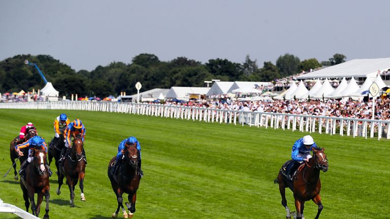 Barney Roy (right) on his way to winning the St James's Palace Stakes 
