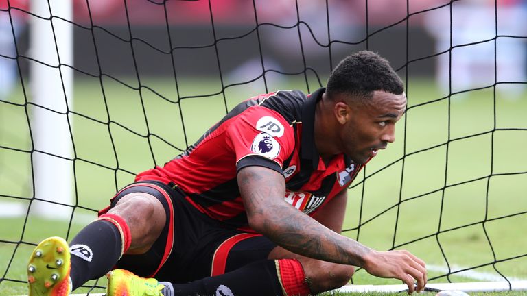 BOURNEMOUTH, ENGLAND - SEPTEMBER 10: Callum Wilson of AFC Bournemouth reacts during the Premier League match between AFC Bournemouth and West Bromwich Albi