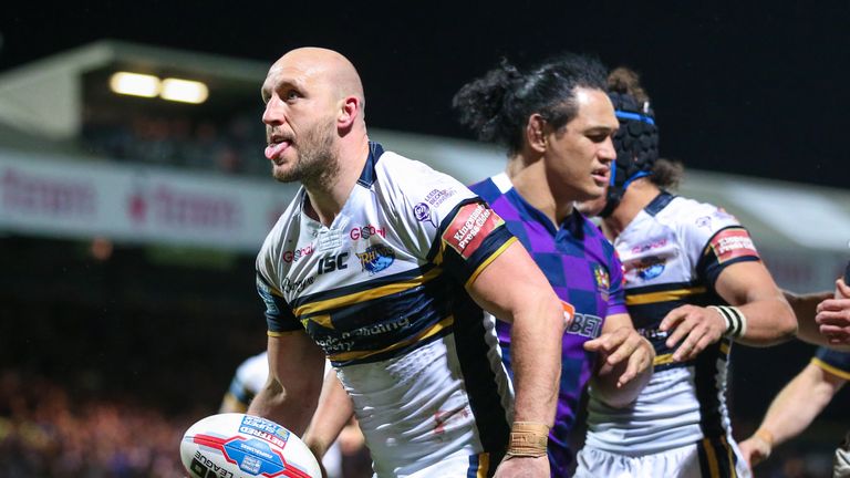 Carl Ablett returns for Leeds