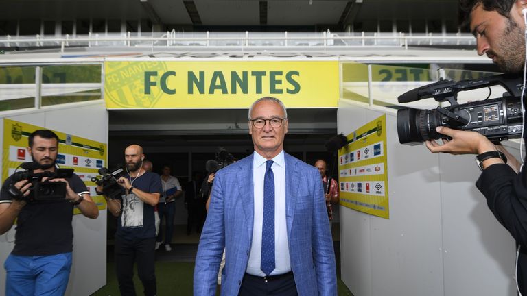 Nantes slumped to a comprehensive defeat against Lille in Ranieri's first game in charge