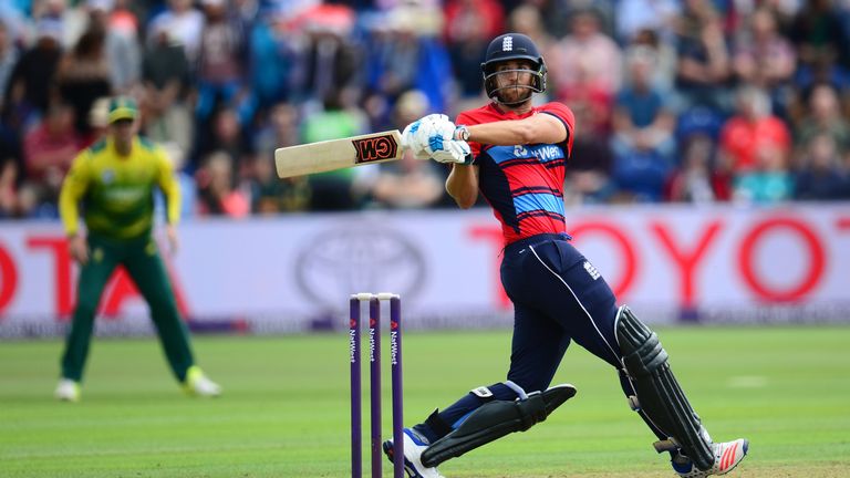 CARDIFF, WALES - JUNE 25: Dawid Malan of England bats during the 3rd NatWest T20 International between England and South Africa at the SWALEC Stadium