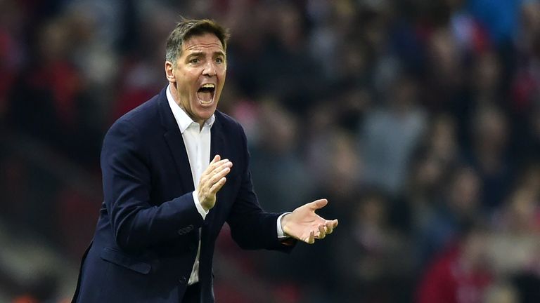 Celta Vigo's Argentinian coach Eduardo Berizzo gestures on the touchline during the UEFA Europa League semi-final, second-leg football match between Manche