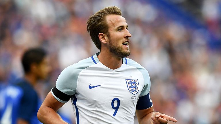 Harry Kane celebrates after scoring during the international friendly between France and England at Stade de France