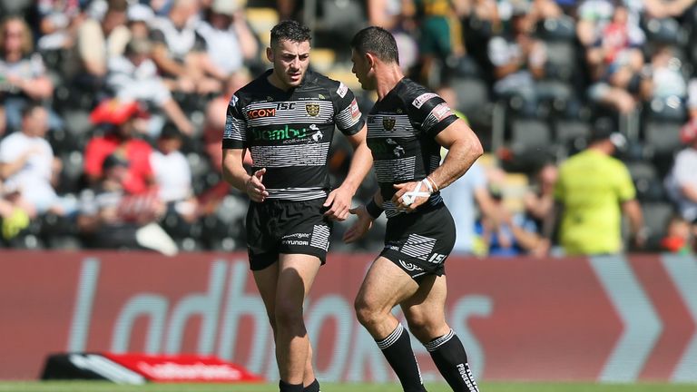 Hull FC v Castleford Tigers - The KCOM Stadium, Hull, England - Jake Connor of Hull FC is congratulated after kicking a goal