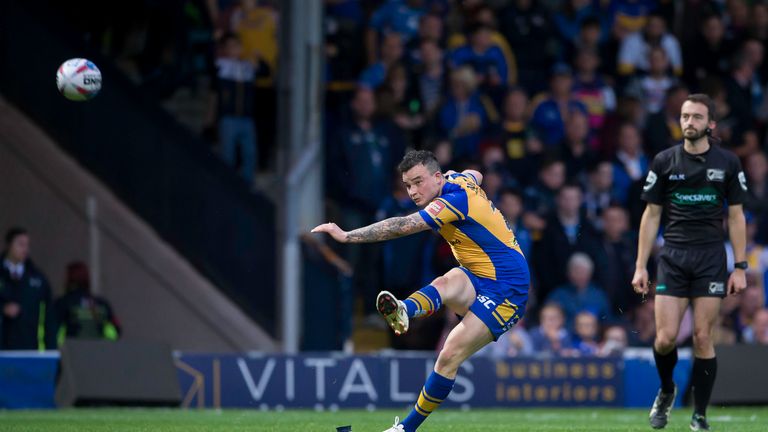 Leeds Rhinos v St Helens - Headingley Carnegie Stadium, Leeds, England - Leeds's Jordan Lilley kicks a conversion.