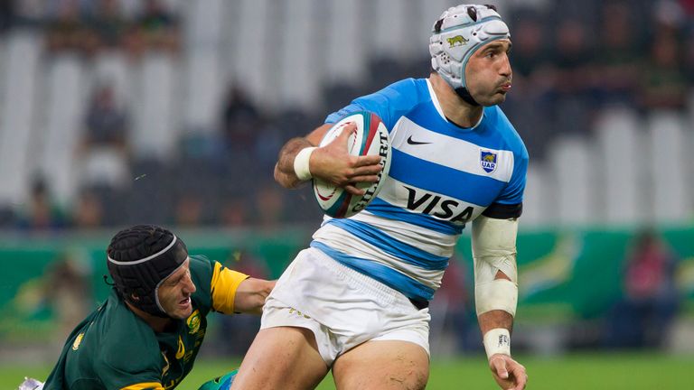 NELSPRUIT, SOUTH AFRICA - AUGUST 20: Juan Manuel Leguizamon of Argentina and Johan Goosen of the Springbok Team during The Rugby Championship match between