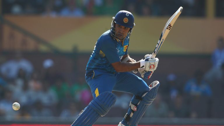 SYDNEY, AUSTRALIA - MARCH 18:  Mahela Jayawardene of Sri Lanka bats during the 2015 ICC Cricket World Cup match between South Africa and Sri Lanka at Sydne