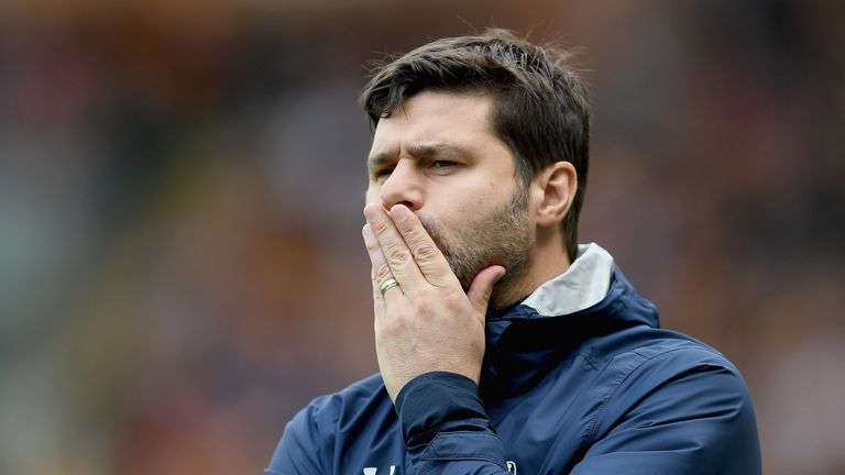 Mauricio Pochettino during the Premier League match between Hull City and Tottenham Hotspur at the KC Stadium on May 21, 2017