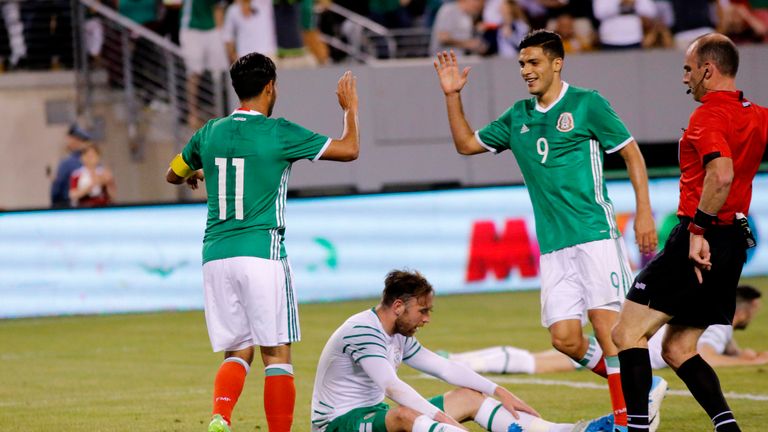 Carlos vela (11) celebrate with Carlos Vera (9) the goal during the friendly match between Mexico and the Republic of Ireland on June 1, 2017 at MetLife St