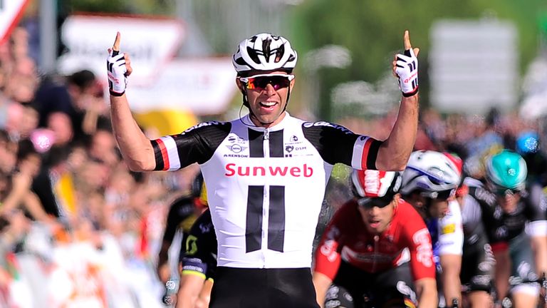 Team Sunweb's Australian rider Michael Matthews celebrates as he crosses the finish line   during the first stage of the 2017 Tour of the Basque country (V