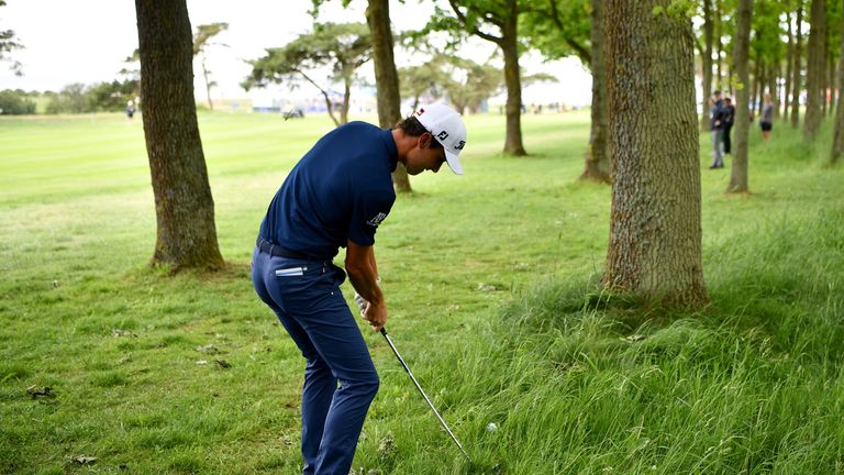 Renato Paratore is just one behind despite a visit to the trees