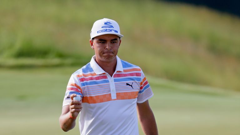 Fowler tied the lowest opening round in relation to par in US Open history