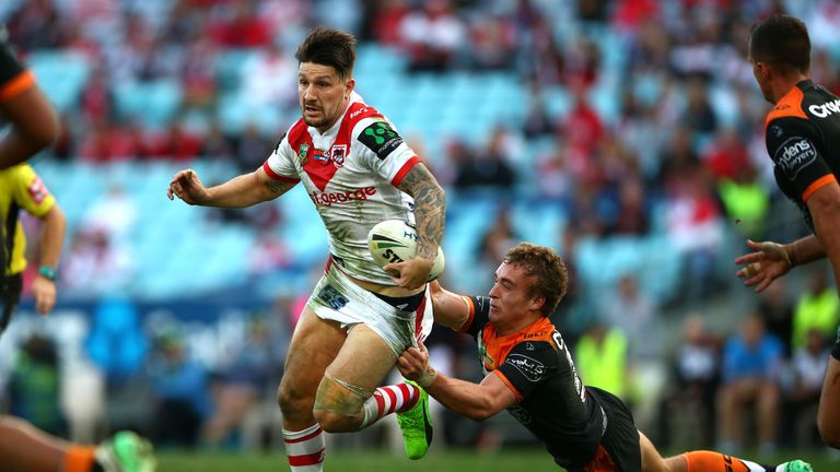 Gareth Widdop in action against Wests Tigers