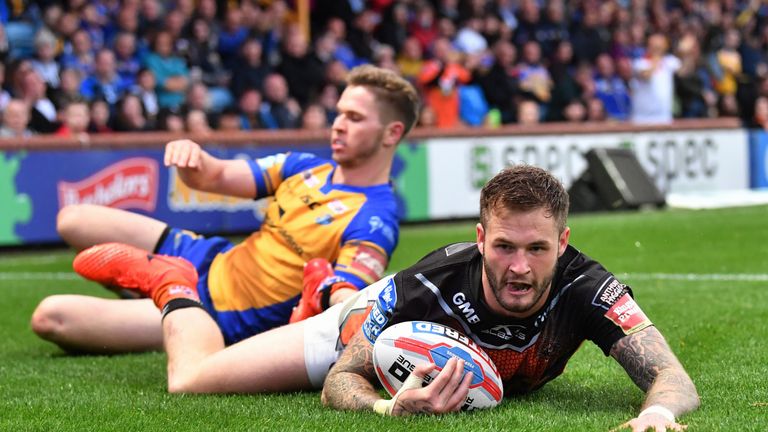 Zak Hardaker scores Castleford's third try against Leeds