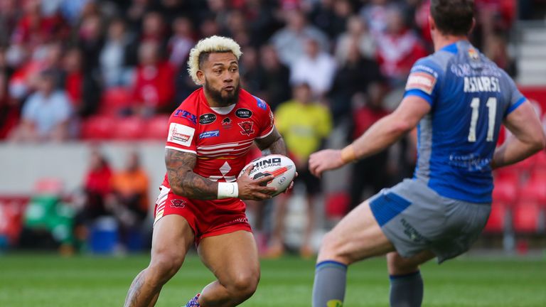 Salford Red Devils v Wakefield Trinity - AJ Bell Stadium, Salford, England - Salford's Junior Sa'u in action.