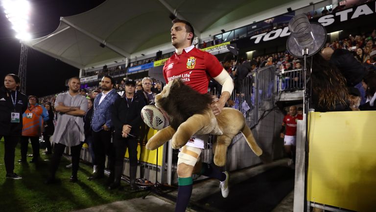 WHANGAREI, NEW ZEALAND - JUNE 03:  Captain Sam Warburton of the British & Irish Lions leads out his team prior to kickoff during the 2017 British & Irish L