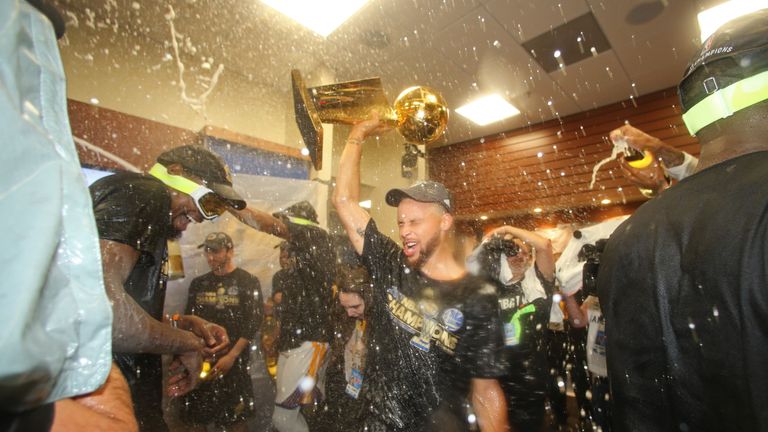 Golden State Defeat Cleveland Cavaliers To Claim Nba Crown