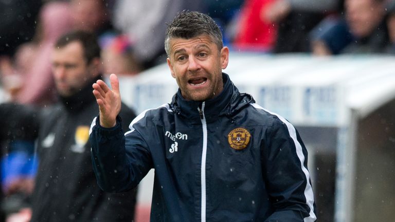 Motherwell manager Stephen Robinson on the sidelines at Inverness Caledonian Thistle