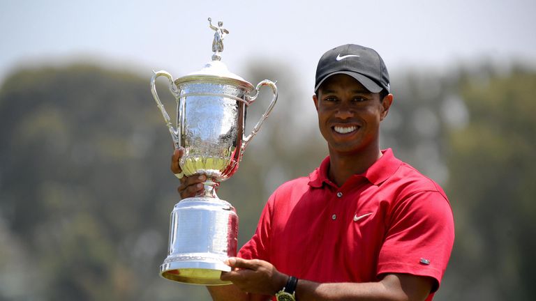 Tiger Woods defeated compatriot Rocco Mediate in the sudden death playoff at Torrey Pines