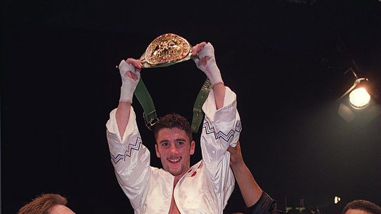 2 Dec 1995: Wayne McCullough celebrates his WBC bantamweight title win over challeneger Johnny Bredahl.