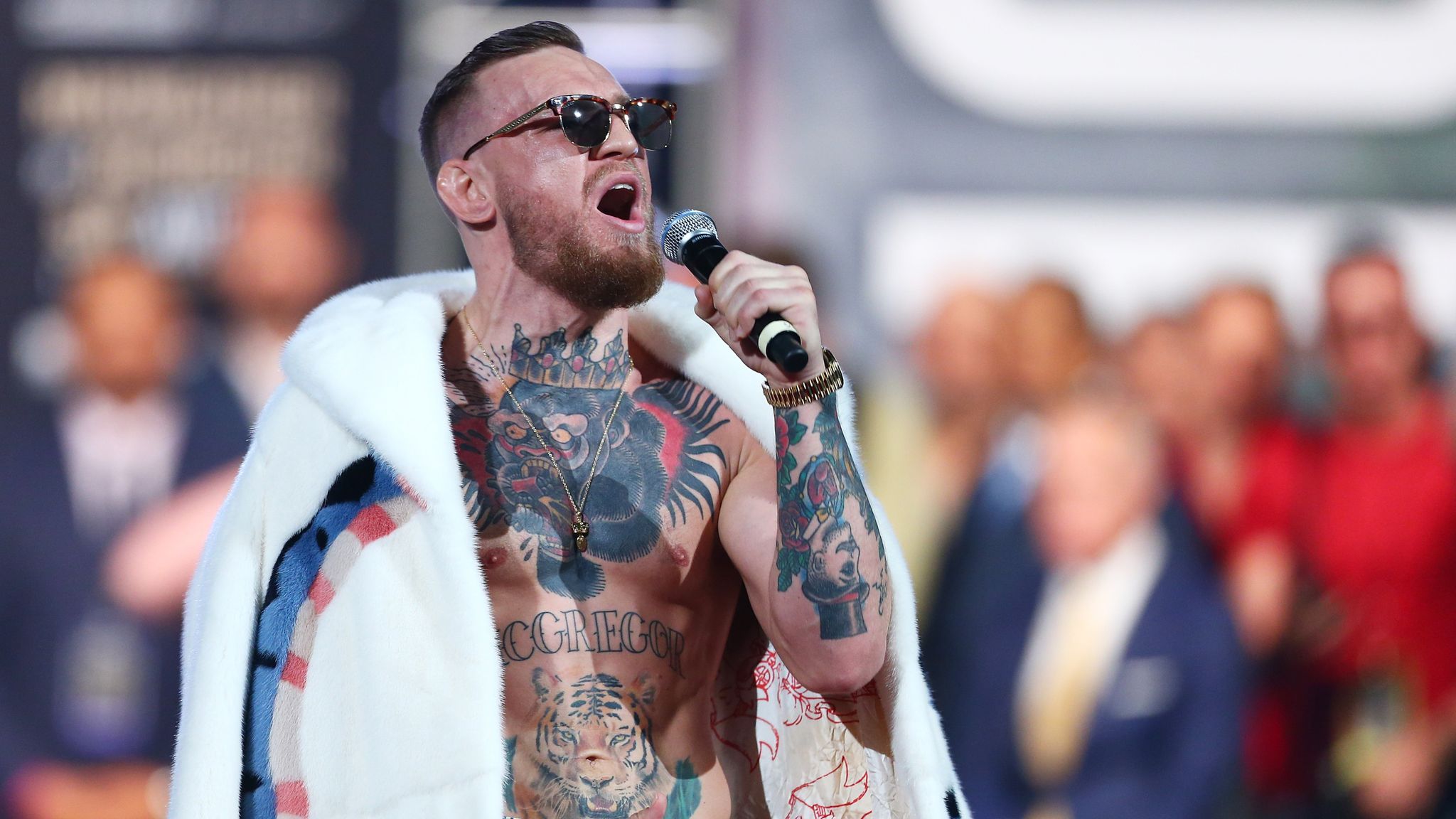 Conor mcgregor cheap white coat