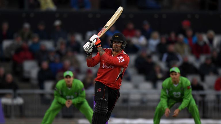 leicestershire's Cameron Delport has extended his white-ball contract
