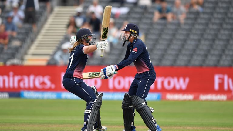 BRISTOL, ENGLAND - JULY 18:  England batsmen Anya Shrubsole (l) and Jenny Gunn celebrate the wining runs during the ICC Women's World Cup 2017 Semi-Final 