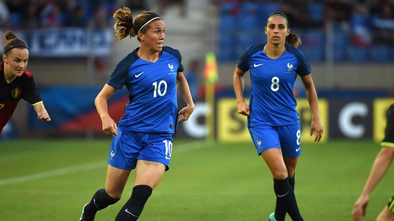 France midfielder Camille Abiliy controls the ball during the friendly match between France and Belgium on July 7, 2017
