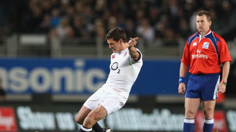 AUCKLAND, NEW ZEALAND - JUNE 07:  Freddie Burns of England kicks a penalty during the International Test Match between the New Zealand All Blacks and Engla