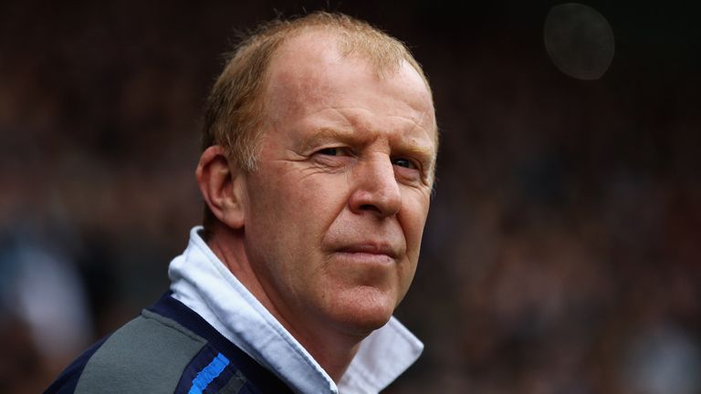 SHEFFIELD, ENGLAND - FEBRUARY 26:  Gary Megson, manager of Sheffield Wednesday looks on during the npower League One match