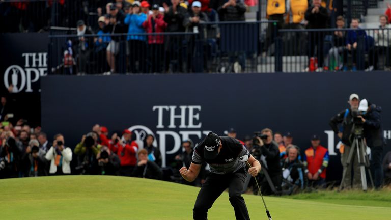TROON, SCOTLAND - JULY 17:  Henrik Stenson of Sweden celebrates victory after the winning putt on the 18th green during the final round on day four of the 