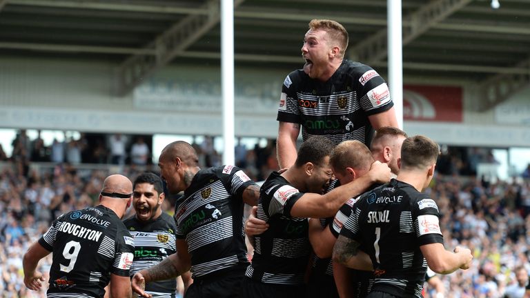 Hull FC v Leeds Rhinos - Keepmoat Stadium, Doncaster, England - Liam Watts of Hull FC celebrates scoring his side fifth try