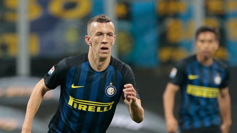 Ivan Perisic in action during the Serie A match between Inter Milan and Napoli
