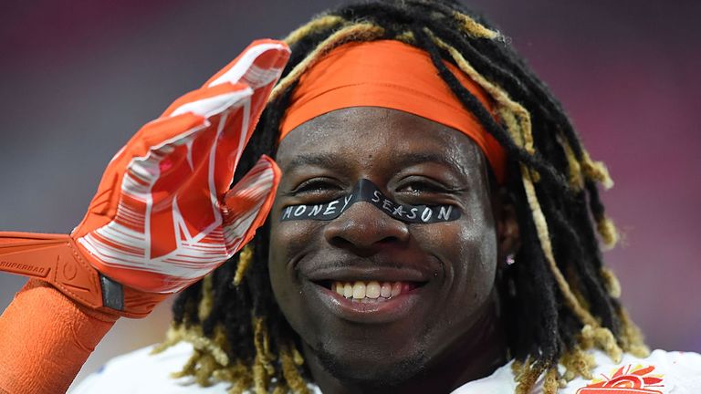 GLENDALE, AZ - DECEMBER 31:  Jay Ajayi #27 of the Boise State Broncos waves to some fans prior to a game against the Arizona Wildcats at University of Phoe