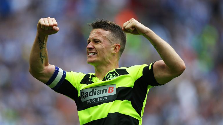 Jonathan Hogg will remain at Huddersfield until 2020 after signing a new deal