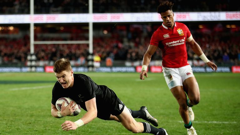 Jordie Barrett crosses for the All Blacks second try