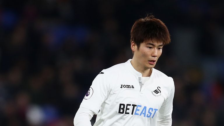 Ki Sung-Yueng of Swansea in action during the Premier League match between Crystal Palace and Swansea City at Selhurst Park, January 2017