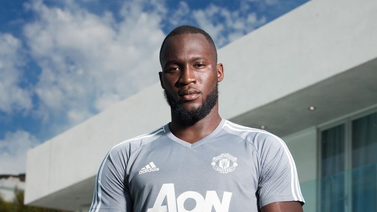 Lukaku has signed a five-year contract with United. Photo: Twitter/@ManUtd
