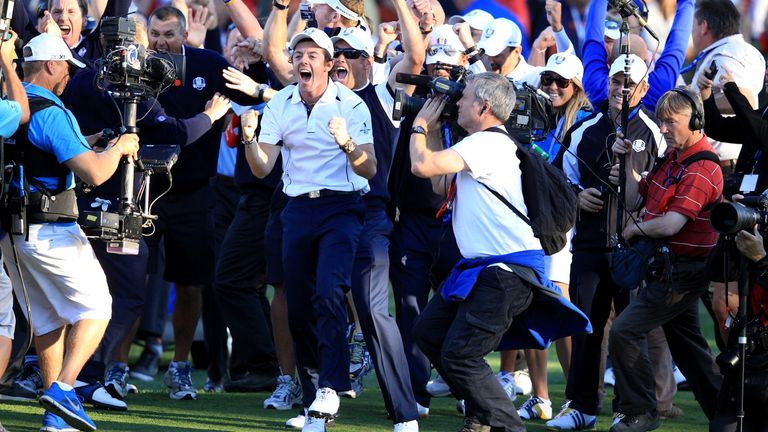 the Singles Matches for The 39th Ryder Cup at Medinah Country Club on September 30, 2012 in Medinah, Illinois.