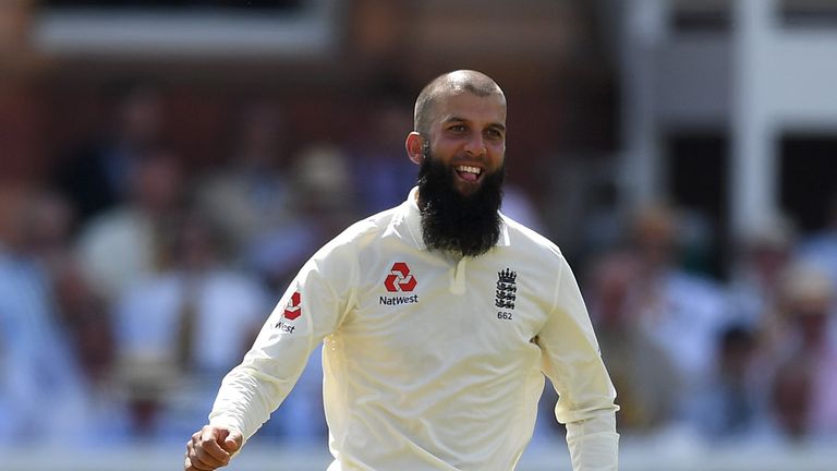 LONDON, ENGLAND - JULY 07:  Moeen Ali of England celebrates dismissing Hashim Amla of South Africa during day two of the 1st Investec Test between England 