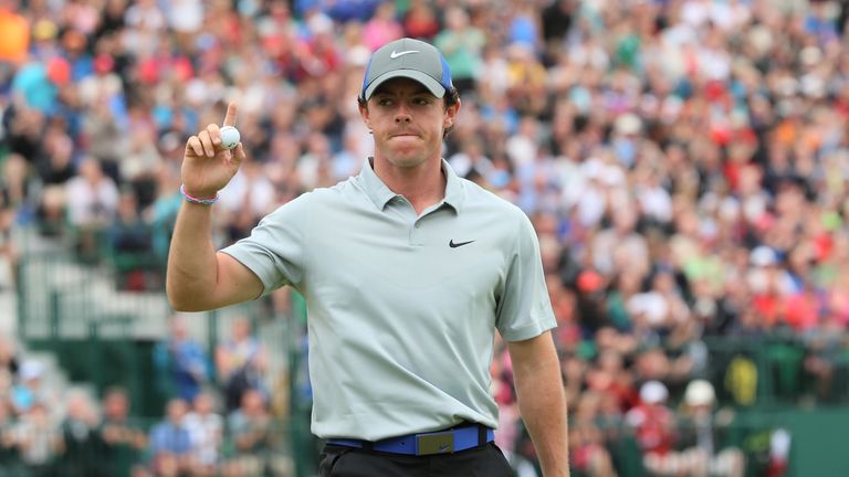 HOYLAKE, ENGLAND - JULY 19:  Rory McIlroy of Northern Ireland waves to the gallery on the 18th green after a four-under par 68 during the third round of Th