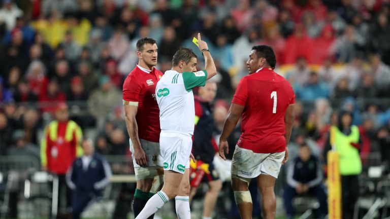 Mako Vunipola is yellow-carded from referee Jerome Garces