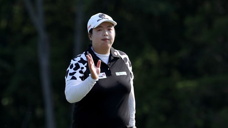 BEDMINSTER, NJ - JULY 13:  Shanshan Feng of China wave to the fans after her putt on the 14th green during the U.S. Women's Open round one on July 13, 2017