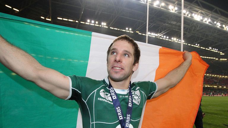 RBS Six Nations 21/3/2009.Ireland.Tomas O'Leary celebrates.Mandatory Credit ..INPHO/Billy Stickland