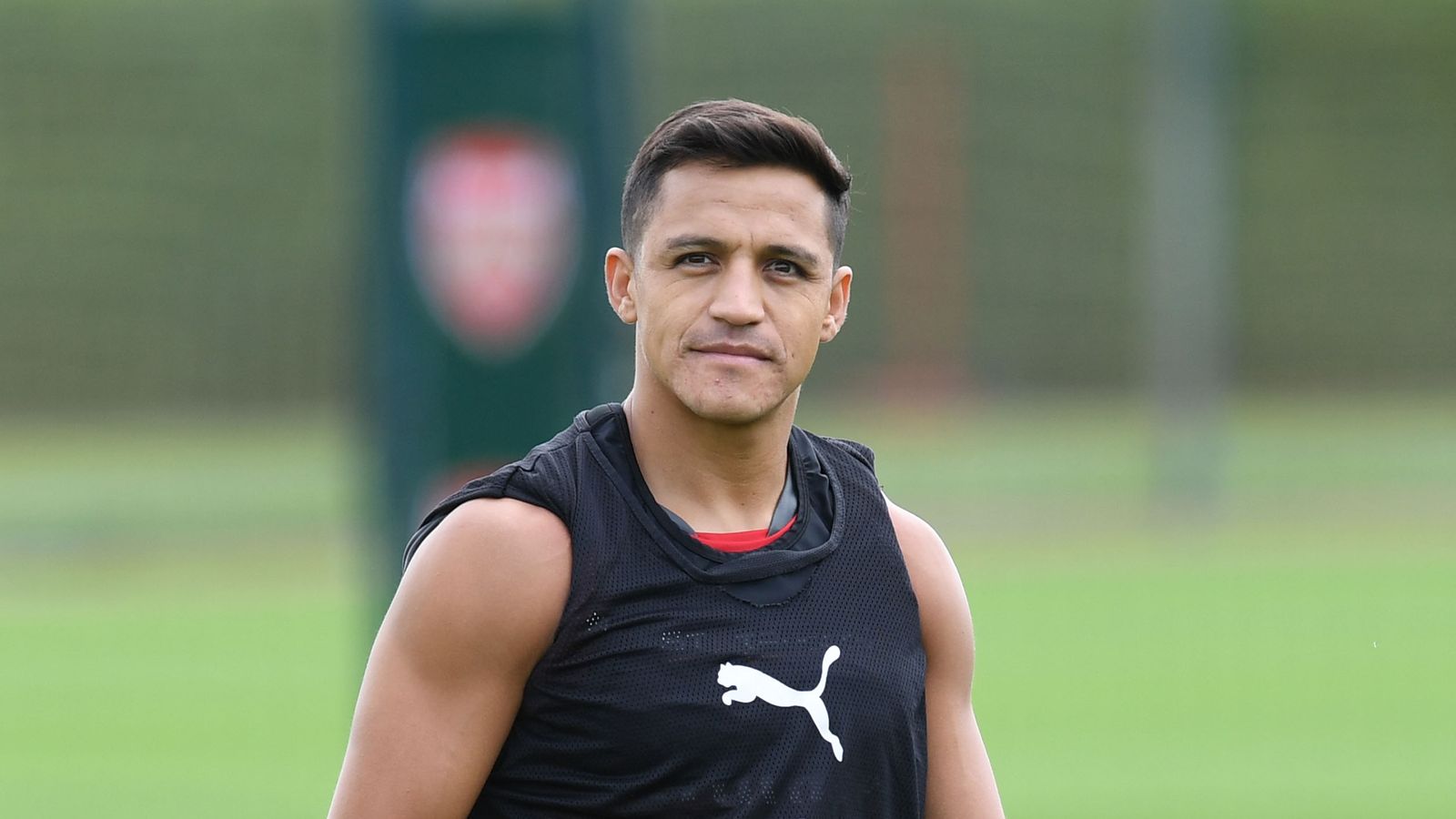 Arsene Wenger says Arsenal board are backing his decision not to sell Alexis Sanchez | Football News | Sky Sports