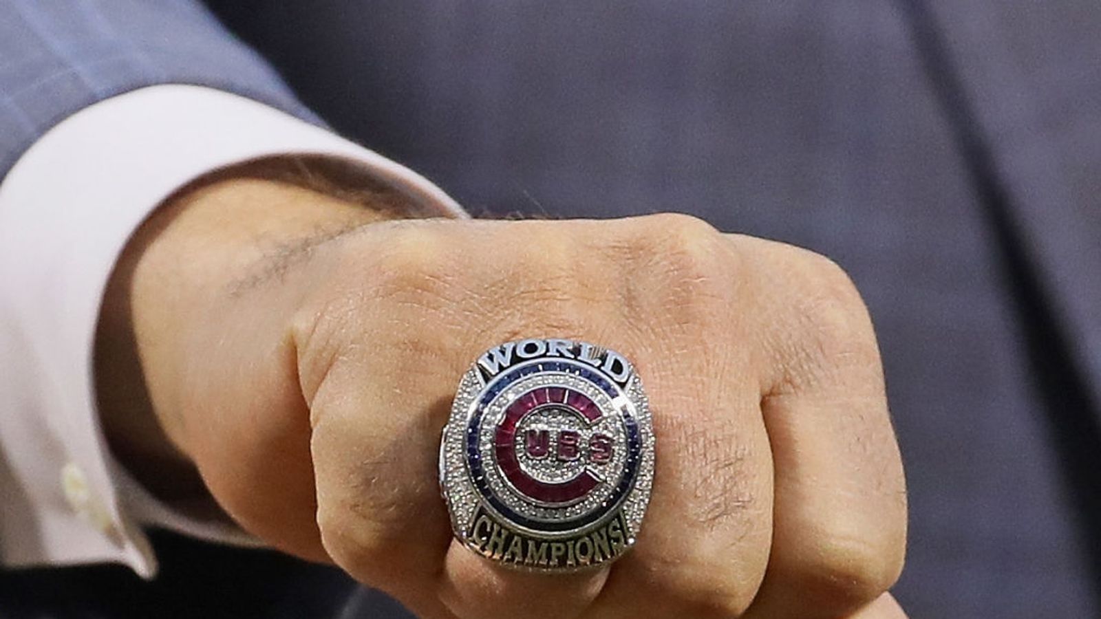 Chicago Cubs to give Steve Bartman a World Series ring