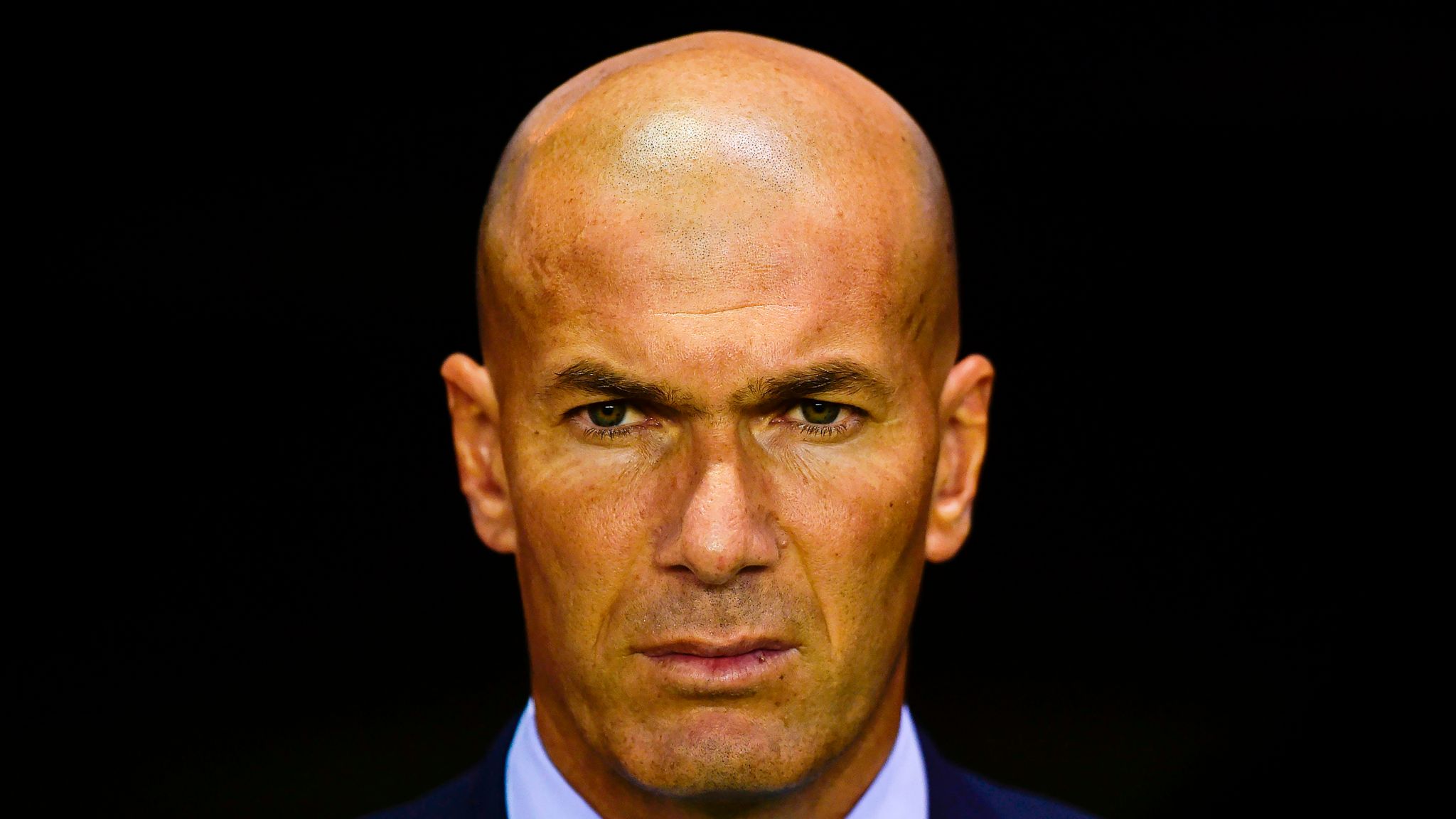 Фото зидана. Zinedine Zidane coach. Маска Zinedine Zidane. Зидан фото портрета. Зидан накаченный.