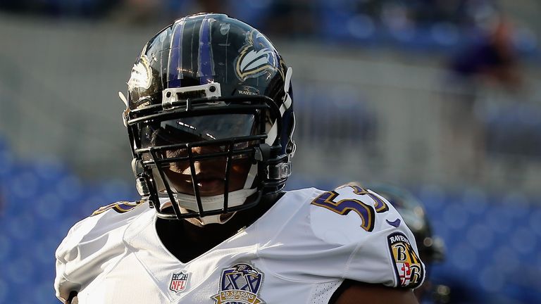 Jeremy Zuttah has re-signed with the Baltimore Ravens